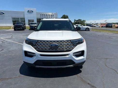 Certified 2021 Ford Explorer Limited w/ Equipment Group 301A AWD/4WD image 2