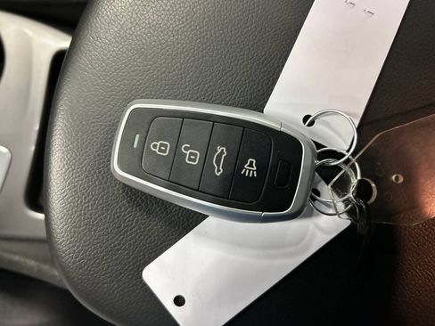 Used 2025 Chevrolet Malibu RS FWD image 21