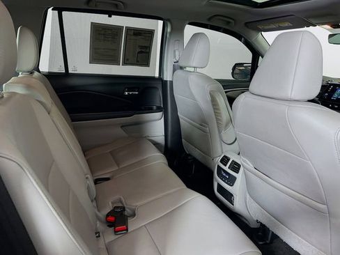 Used 2022 Honda Pilot Special Edition image 9