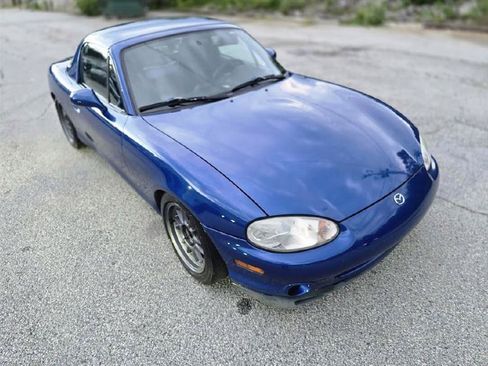 Used 1999 MAZDA MX-5 Miata RWD image 11