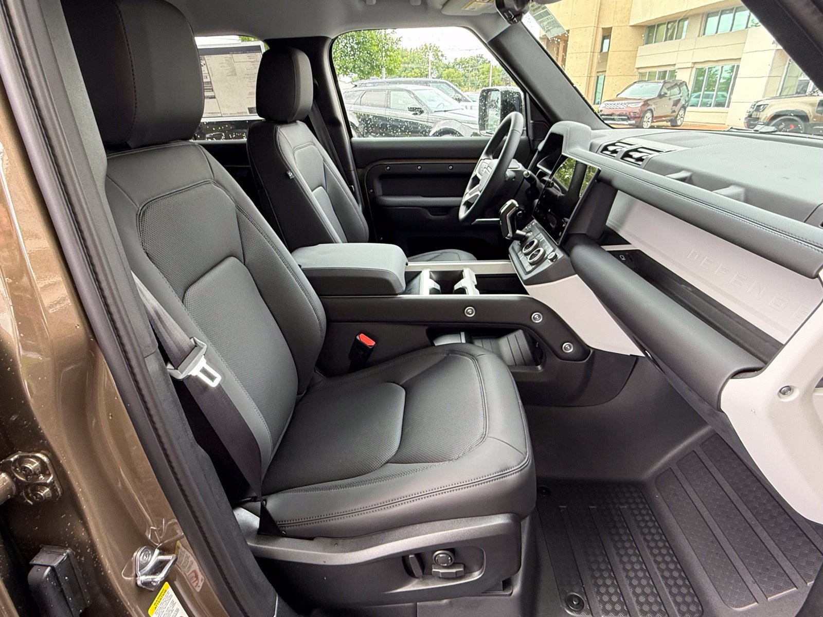 New 2026 Land Rover Defender 110 S AWD/4WD image 20