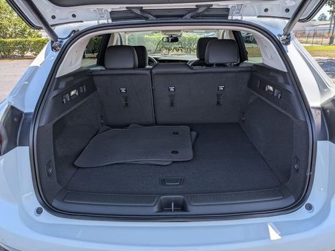 Used 2023 Buick Envision Essence FWD image 32