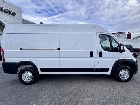 New 2025 RAM ProMaster 2500 image 10