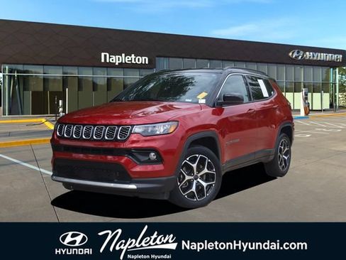 Used 2025 Jeep Compass Limited AWD/4WD image 1