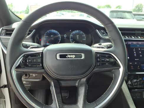 Used 2023 Jeep Grand Cherokee L Overland AWD/4WD image 8