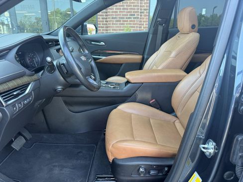 Used 2020 Cadillac XT4 Premium Luxury FWD image 14