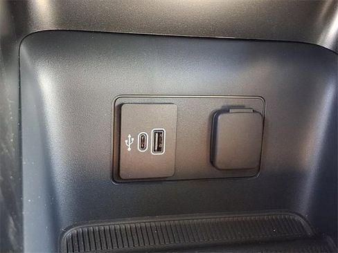 New 2026 Ford Explorer Active w/ Active Comfort Package image 14