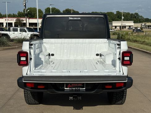 Used 2026 Jeep Gladiator Mojave AWD/4WD image 22
