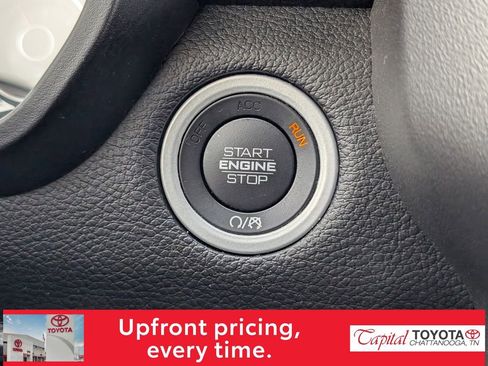 Used 2020 RAM 1500 Big Horn RWD image 16