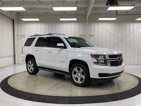 Used 2018 Chevrolet Tahoe LT AWD/4WD image 2
