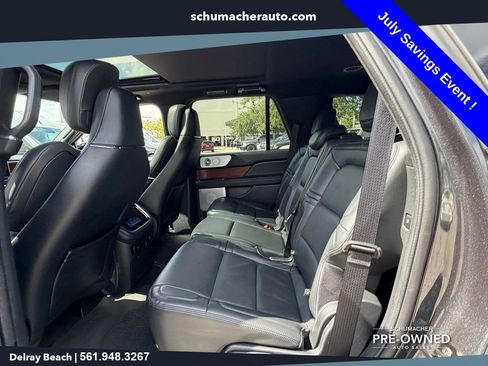 Used 2022 Lincoln Navigator Reserve AWD/4WD image 13