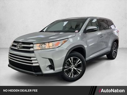 Used 2019 Toyota Highlander LE