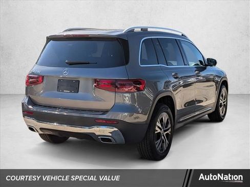 New 2026 Mercedes-Benz GLB 250 image 1