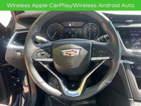 Certified 2025 Cadillac XT6 Premium Luxury AWD/4WD image 21