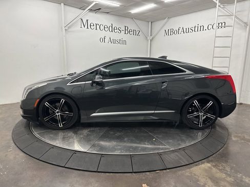 Used 2014 Cadillac ELR Base w/ Luxury Package image 4