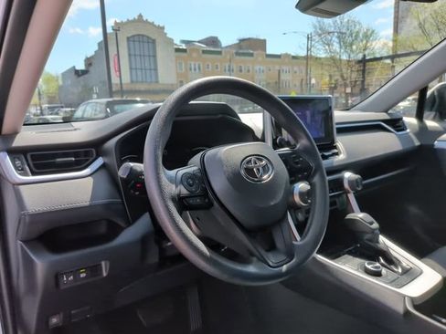 Certified 2025 Toyota RAV4 XLE image 27