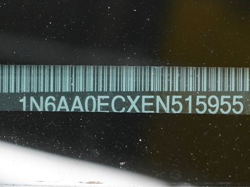 Used 2014 Nissan Titan SV w/ SV Premium Utility Package image 32