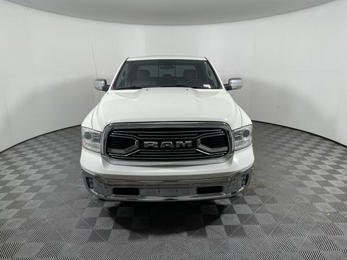 Used 2018 RAM 1500 Laramie w/ Convenience Group AWD/4WD image 8