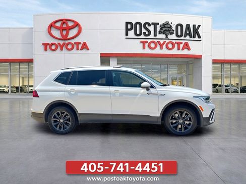 Used 2024 Volkswagen Tiguan SE AWD/4WD image 6