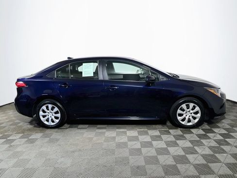 Used 2025 Toyota Corolla LE FWD image 8