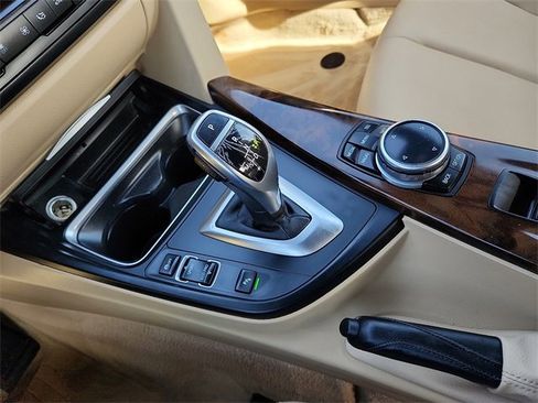 Used 2014 BMW 428i Convertible image 25