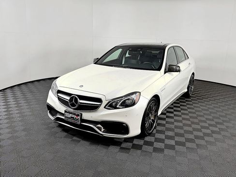 Used 2014 Mercedes-Benz E 63 AMG S-Model image 2