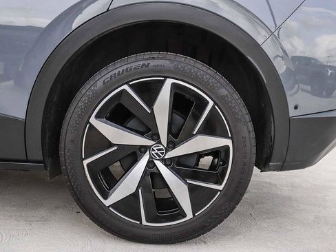 Used 2023 Volkswagen ID.4 Pro S image 10