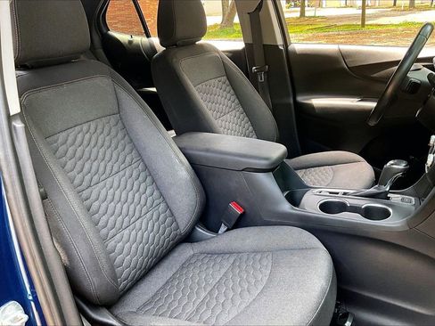 Used 2020 Chevrolet Equinox LT FWD image 30