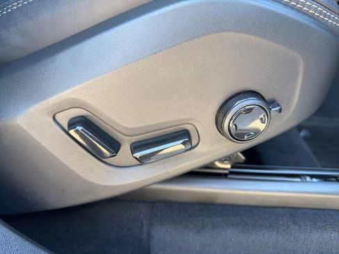 Certified 2025 Volvo XC90 T8 Ultra w/ Protection Package Premier image 35