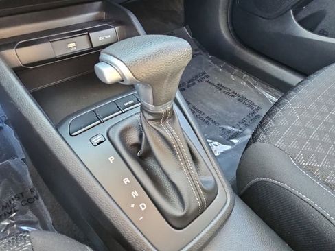 Used 2021 Kia Rio LX image 19