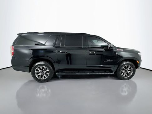 Used 2023 Chevrolet Suburban Z71 image 9