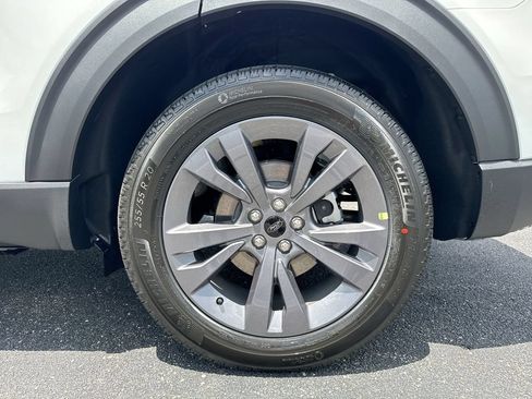New 2026 Ford Explorer Active w/ Active Comfort Package AWD/4WD image 31
