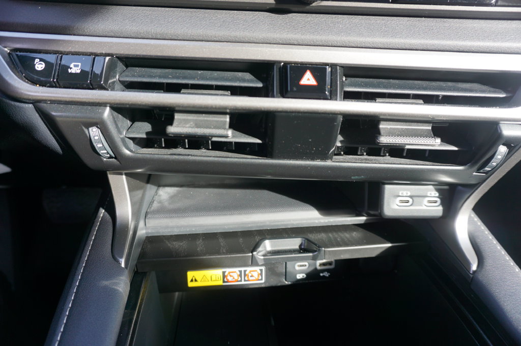 Used 2023 Lexus RX 350 Premium Plus w/ Accessory Package AWD/4WD image 14