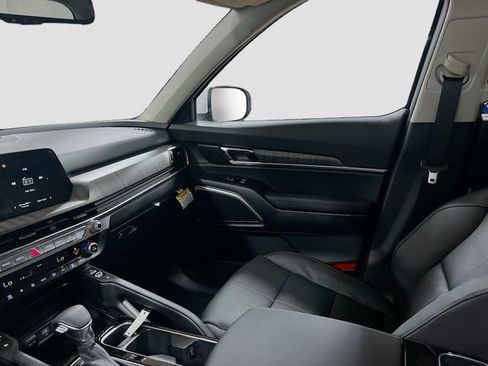 New 2025 Kia Telluride EX image 25