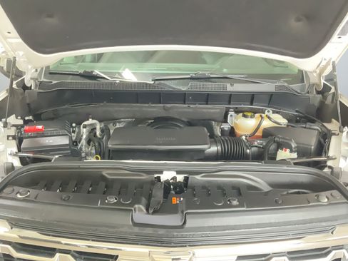 Used 2022 Chevrolet Silverado 1500 LTZ w/ LTZ Convenience Package II AWD/4WD image 23