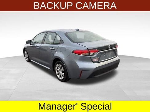 Used 2023 Toyota Corolla LE image 5