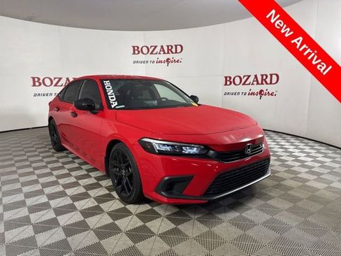 Used 2023 Honda Civic Sport image 1