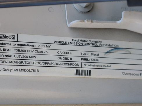 Used 2021 Ford F250 Lariat w/ Lariat Value Package AWD/4WD image 14