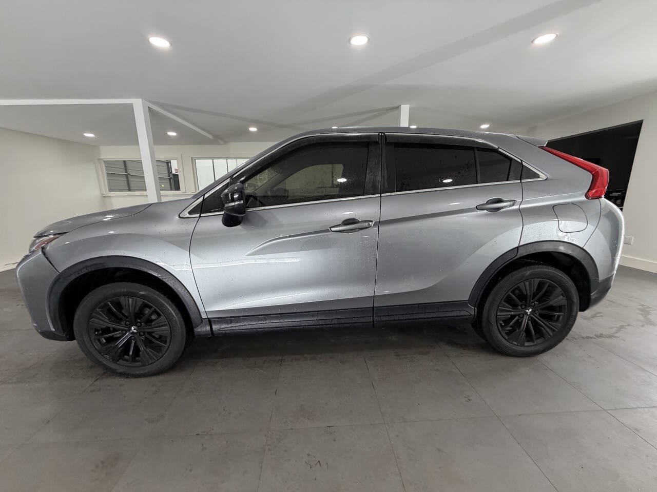 Used 2018 Mitsubishi Eclipse Cross LE AWD/4WD image 4