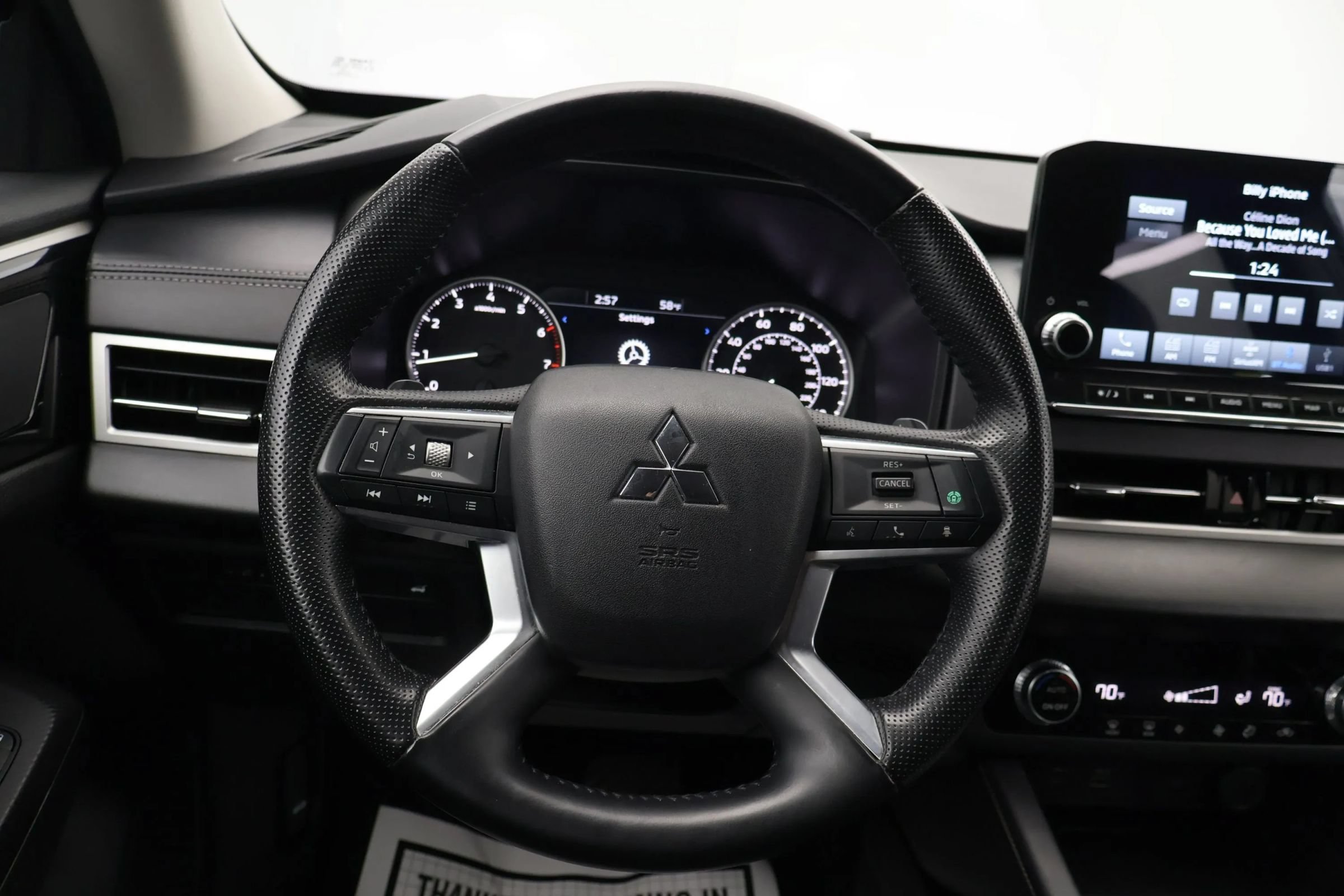 Used 2024 Mitsubishi Outlander FWD image 22