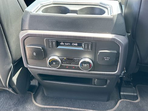Used 2024 Ford Expedition Max Platinum AWD/4WD image 26