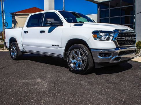 Used 2023 RAM 1500 Big Horn AWD/4WD image 3
