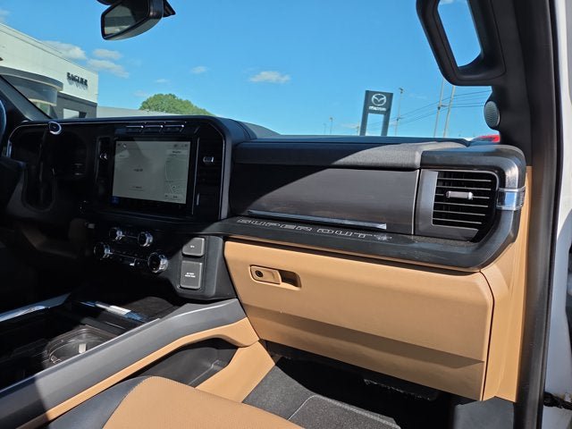 Used 2023 Ford F250 Lariat w/ Lariat Ultimate Package AWD/4WD image 15