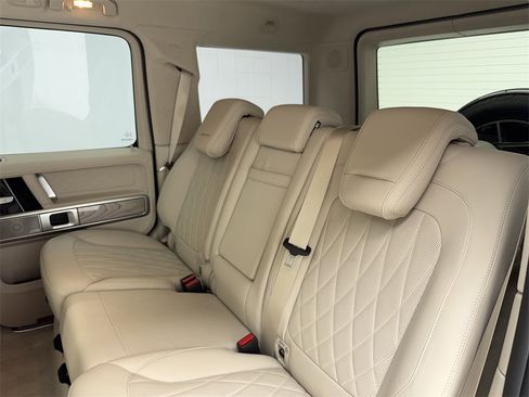 Used 2022 Mercedes-Benz G 550 image 39