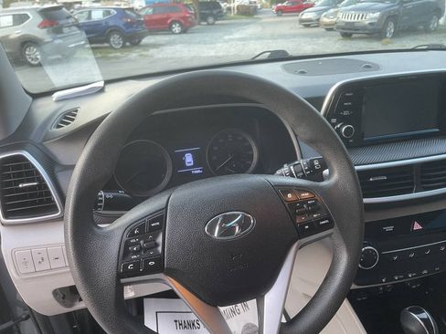 Used 2019 Hyundai Tucson Value FWD image 12