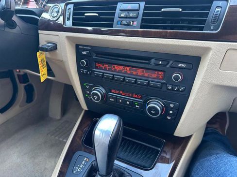 Used 2011 BMW 328i Sedan image 40