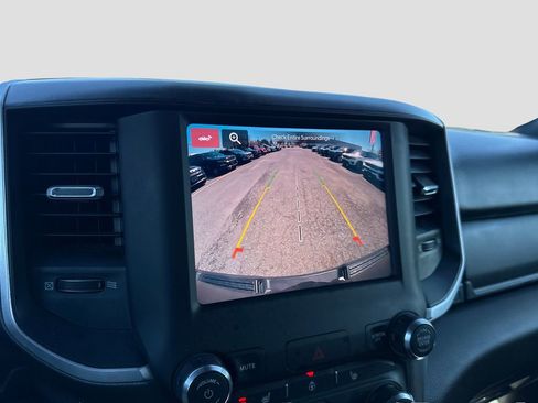 Used 2023 RAM 1500 Big Horn AWD/4WD image 18