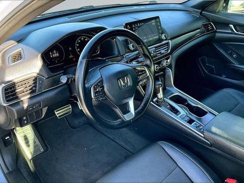 Used 2021 Honda Accord Sport image 17