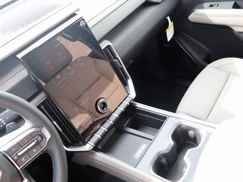 New 2026 GMC Acadia Elevation w/ Elevation Premium Package FWD image 28