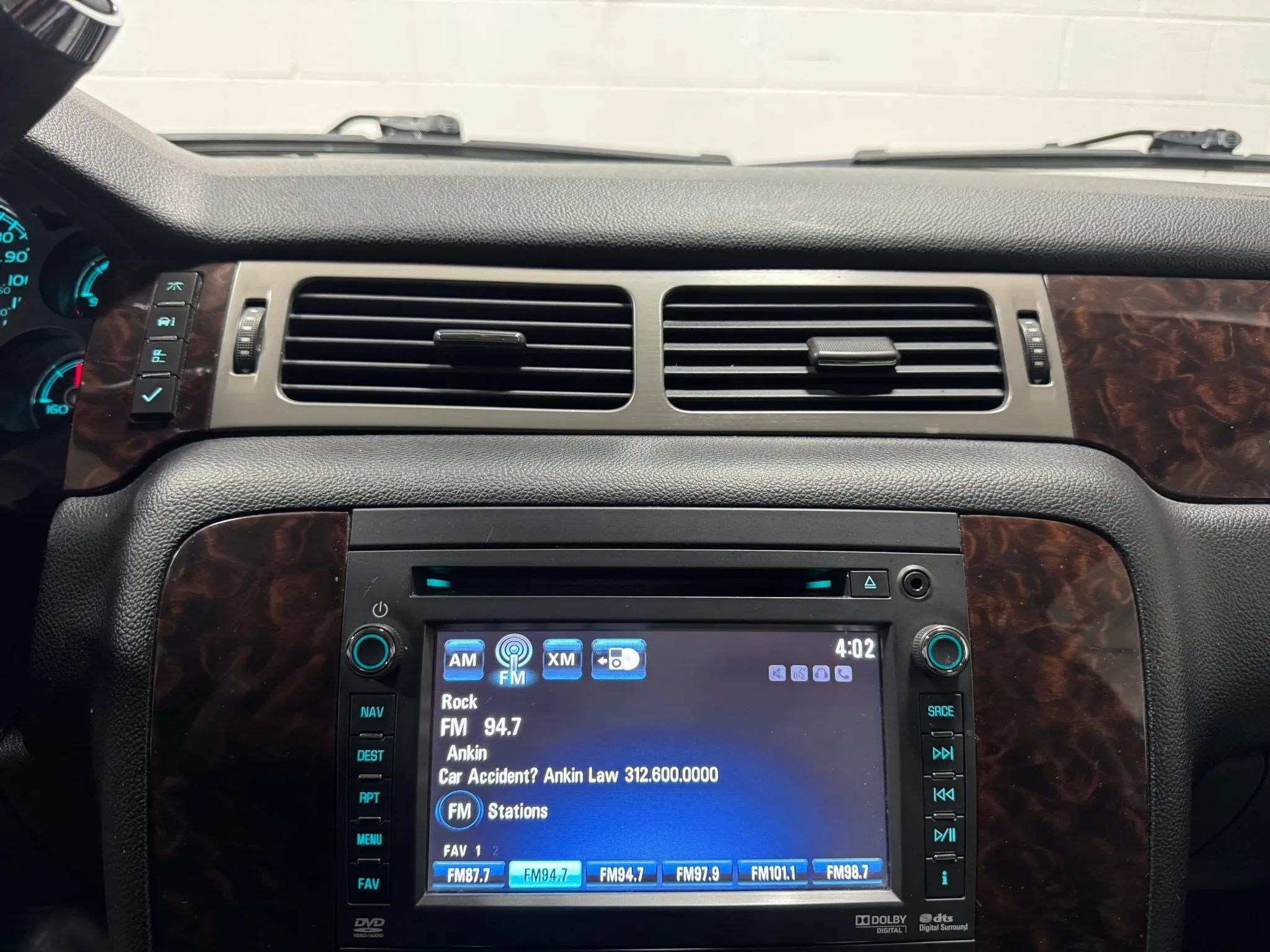 Used 2013 GMC Yukon Denali AWD/4WD image 25